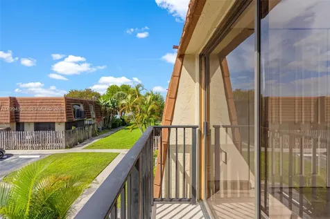 4843 NW 95th Avenue Sunrise FL 33351