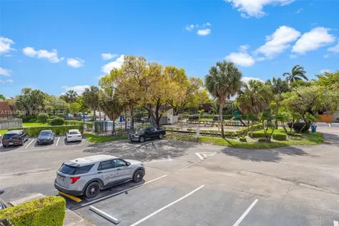 4843 NW 95th Avenue Sunrise FL 33351