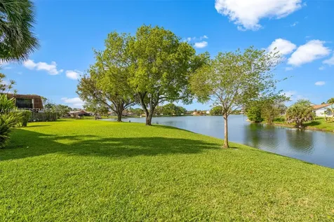 4843 NW 95th Avenue Sunrise FL 33351