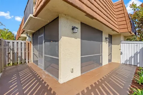 4843 NW 95th Avenue Sunrise FL 33351