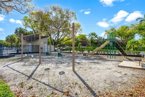 4843 NW 95th Avenue Sunrise FL 33351