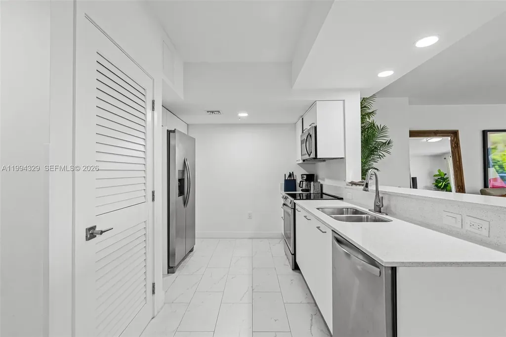 1850 Monroe Street Hollywood FL 33020