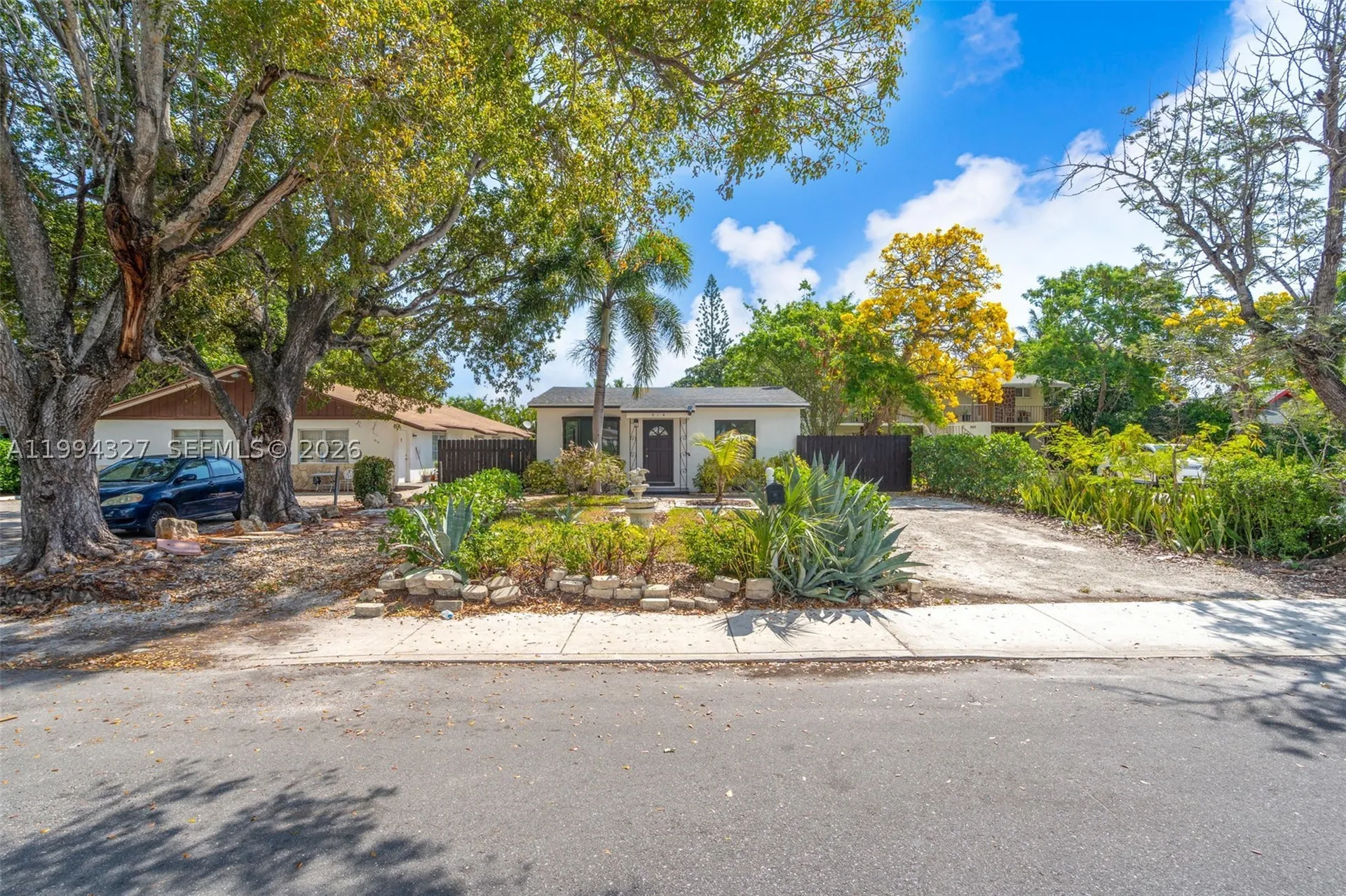 914 S L Street Lake Worth FL 33460