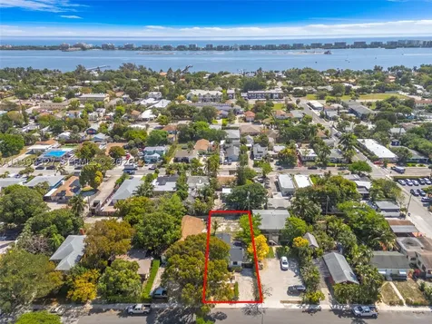 914 S L Street Lake Worth FL 33460