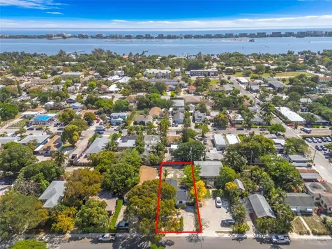 914 S L Street Lake Worth FL 33460
