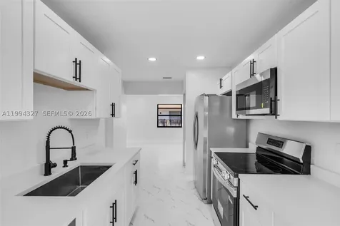 914 S L Street Lake Worth FL 33460