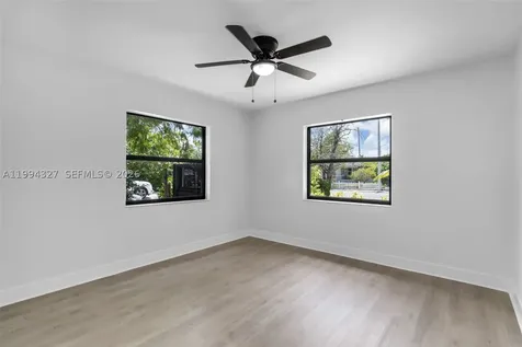 914 S L Street Lake Worth FL 33460