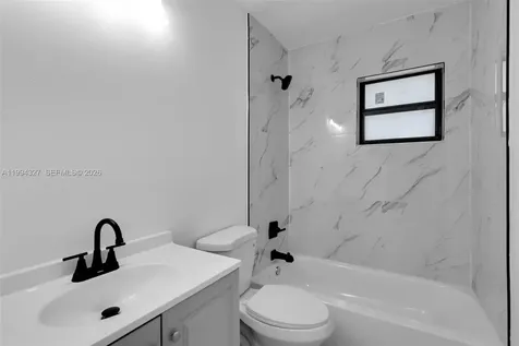 914 S L Street Lake Worth FL 33460