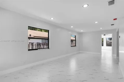 914 S L Street Lake Worth FL 33460