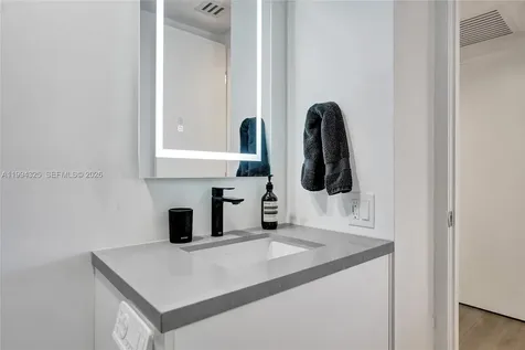 1000 Quayside Terrace Miami FL 33138