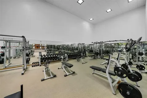 1000 Quayside Terrace Miami FL 33138