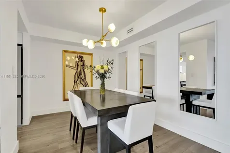 1000 Quayside Terrace Miami FL 33138