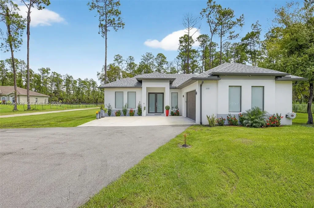 2680 Desoto Boulevard S Naples FL 34117