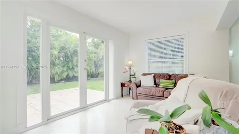 2905 SW 93rd Court Miami FL 33165