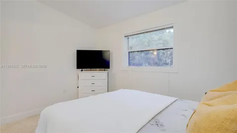 2905 SW 93rd Court Miami FL 33165