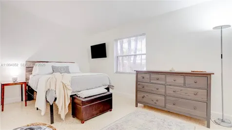 2905 SW 93rd Court Miami FL 33165