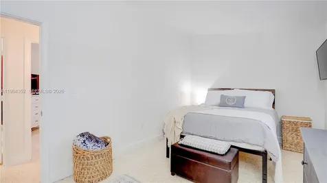 2905 SW 93rd Court Miami FL 33165