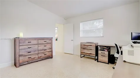 2905 SW 93rd Court Miami FL 33165