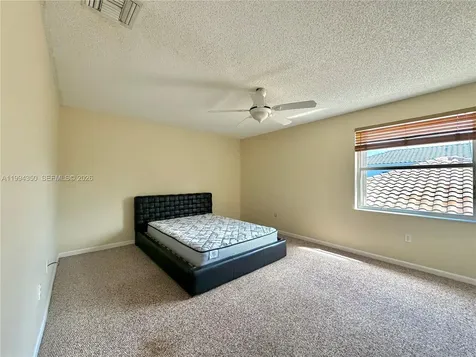 Pembroke Pines FL 33028