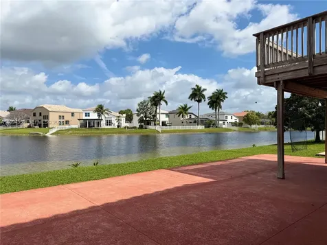 Pembroke Pines FL 33028