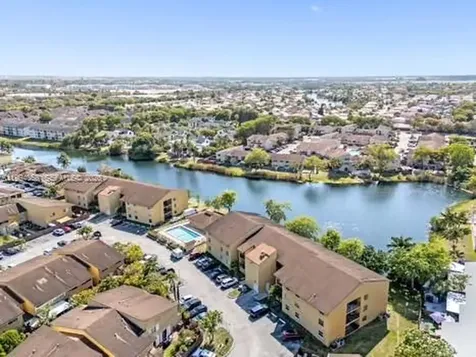 15430 SW 82nd Lane Miami FL 33193