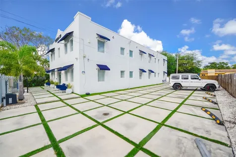 165 NW 39th Street Miami FL 33127
