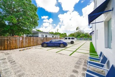 165 NW 39th Street Miami FL 33127