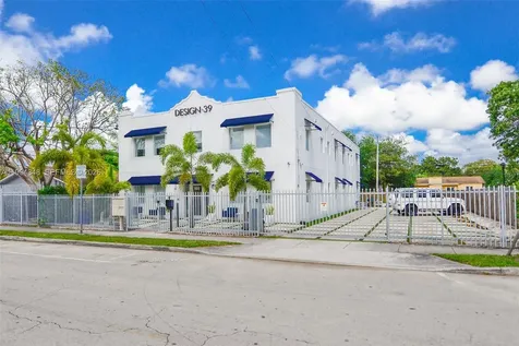 165 NW 39th Street Miami FL 33127