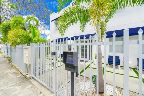 165 NW 39th Street Miami FL 33127