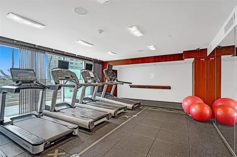 325 S Biscayne Boulevard Miami FL 33131