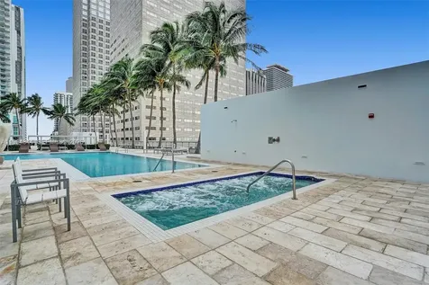 325 S Biscayne Boulevard Miami FL 33131