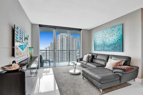 325 S Biscayne Boulevard Miami FL 33131
