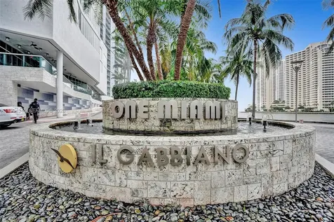 325 S Biscayne Boulevard Miami FL 33131