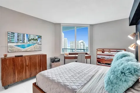 325 S Biscayne Boulevard Miami FL 33131
