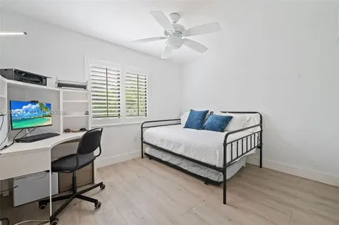 11758 SW 92nd Terrace Miami FL 33186