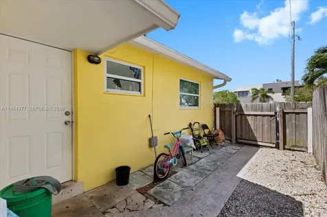 620 SW 10th Street Fort Lauderdale FL 33315