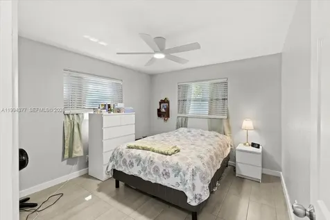 620 SW 10th Street Fort Lauderdale FL 33315
