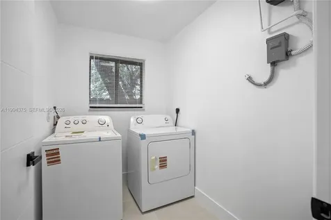5821 NW 30th Avenue Miami FL 33142