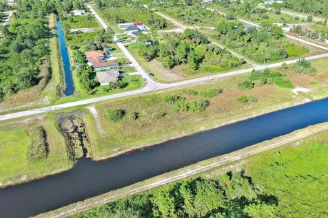 1134 Hudson Street E Lehigh Acres FL 33974