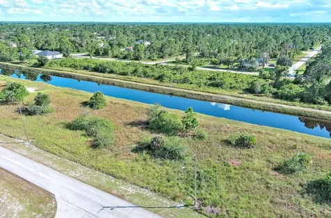 1134 Hudson Street E Lehigh Acres FL 33974