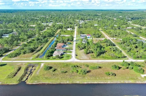 1134 Hudson Street E Lehigh Acres FL 33974