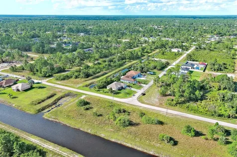 1134 Hudson Street E Lehigh Acres FL 33974