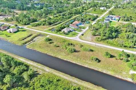 1134 Hudson Street E Lehigh Acres FL 33974