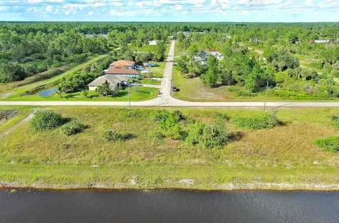 1134 Hudson Street E Lehigh Acres FL 33974