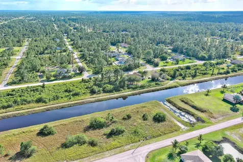 1134 Hudson Street E Lehigh Acres FL 33974