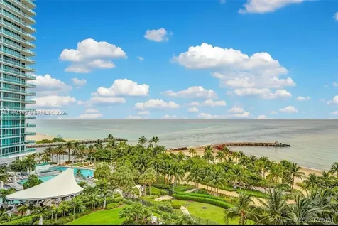 10275 Collins Avenue Bal Harbour FL 33154