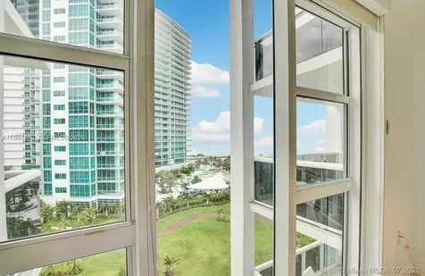 10275 Collins Avenue Bal Harbour FL 33154
