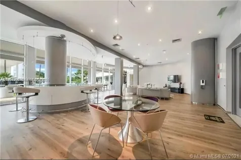 10275 Collins Avenue Bal Harbour FL 33154