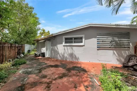 300 Northwest Boulevard Miami FL 33126