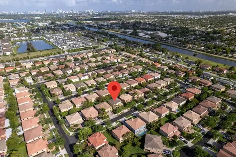 20507 NW 9th Avenue Miami Gardens FL 33169